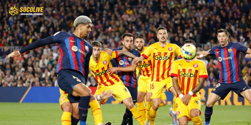 "Ngựa ô" Girona sẵn sàng chơi đôi công sòng phẳng để khẳng định vị thế trước người anh em khổng lồ